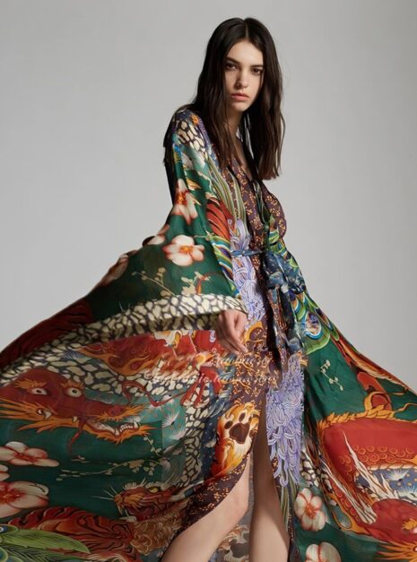 Colorful Kimono (2) Colorful Kimono (2)