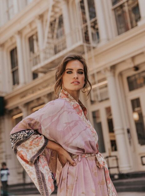 Pink Kimono (3) Pink Kimono (3)