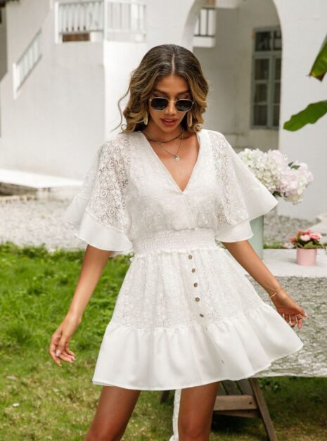 White Dress (4) White Dress (4)