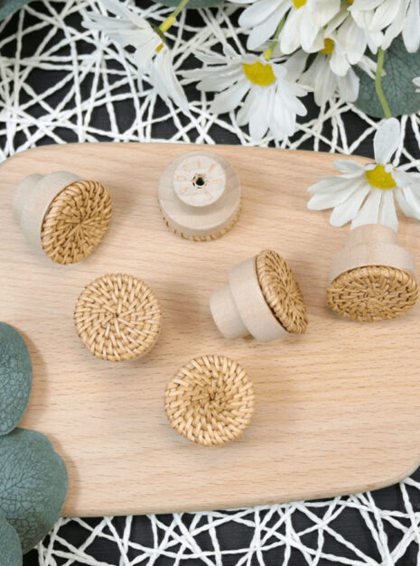 poignees-en-bois-de-hetre-et-rotin-naturel-pour-diy