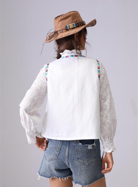 White Vest (4) White Vest (4)